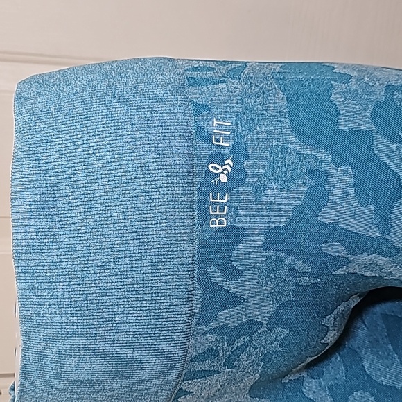 BEE FIT Army Seamless Leggings - Picture 6 of 9